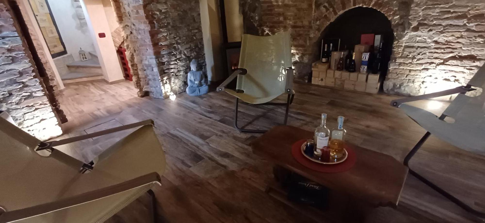 Casa Pulci Hotel Гринцане Кавур Екстериор снимка